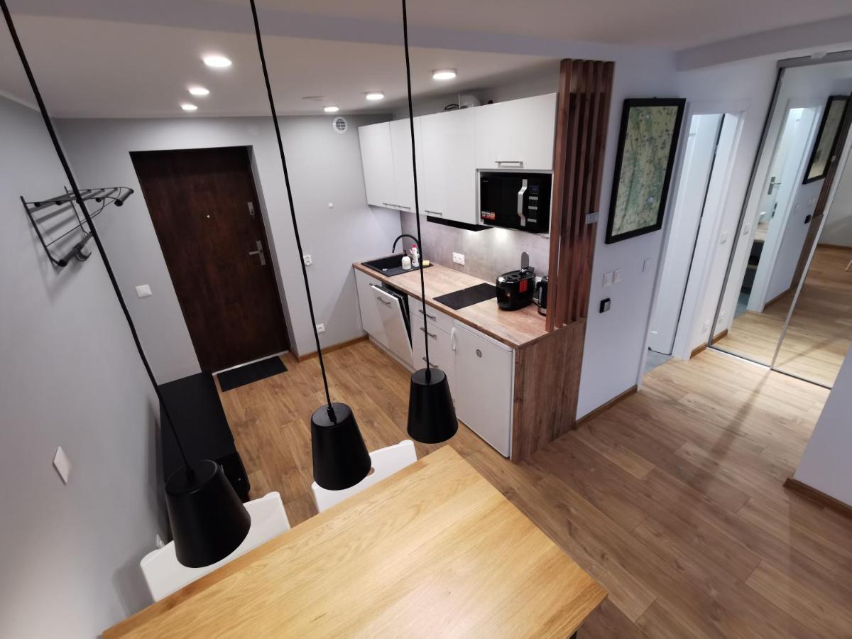 Apartament Z Widokiem Na Park Polanica-Zdrój Kültér fotó