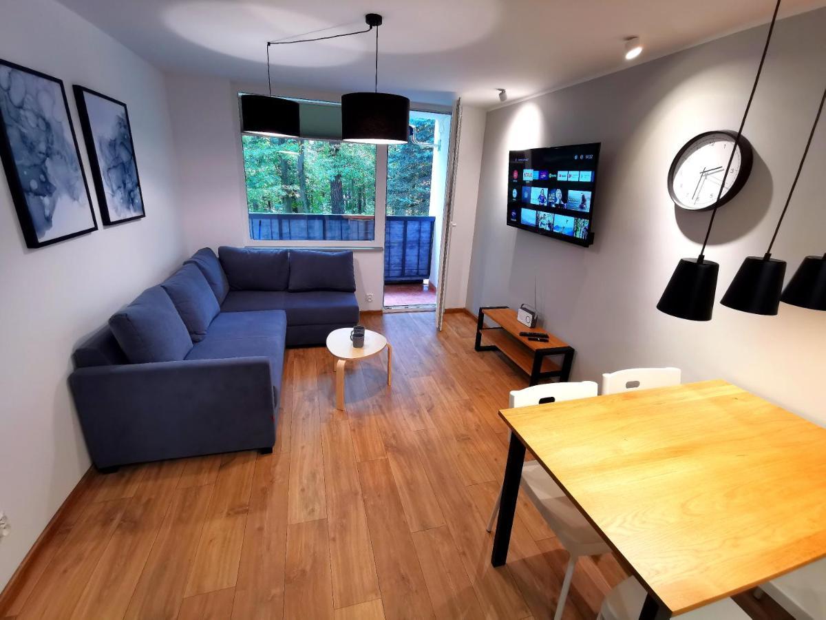 Apartament Z Widokiem Na Park Polanica-Zdrój Kültér fotó